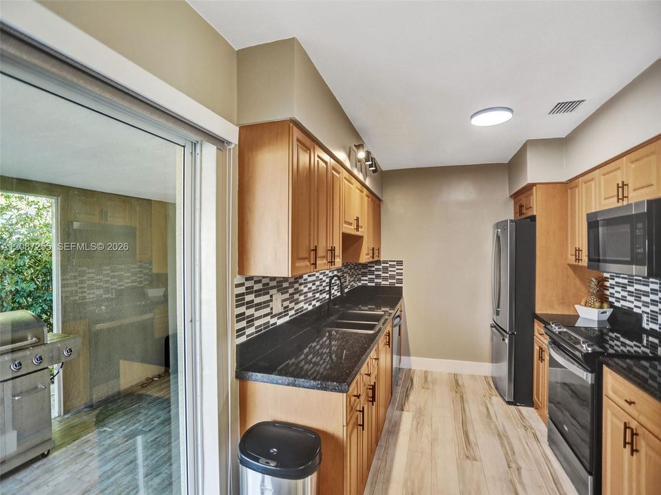 В аренду: $3,500 (3 спален, 2 ванн, 1500 Квадратных фут)