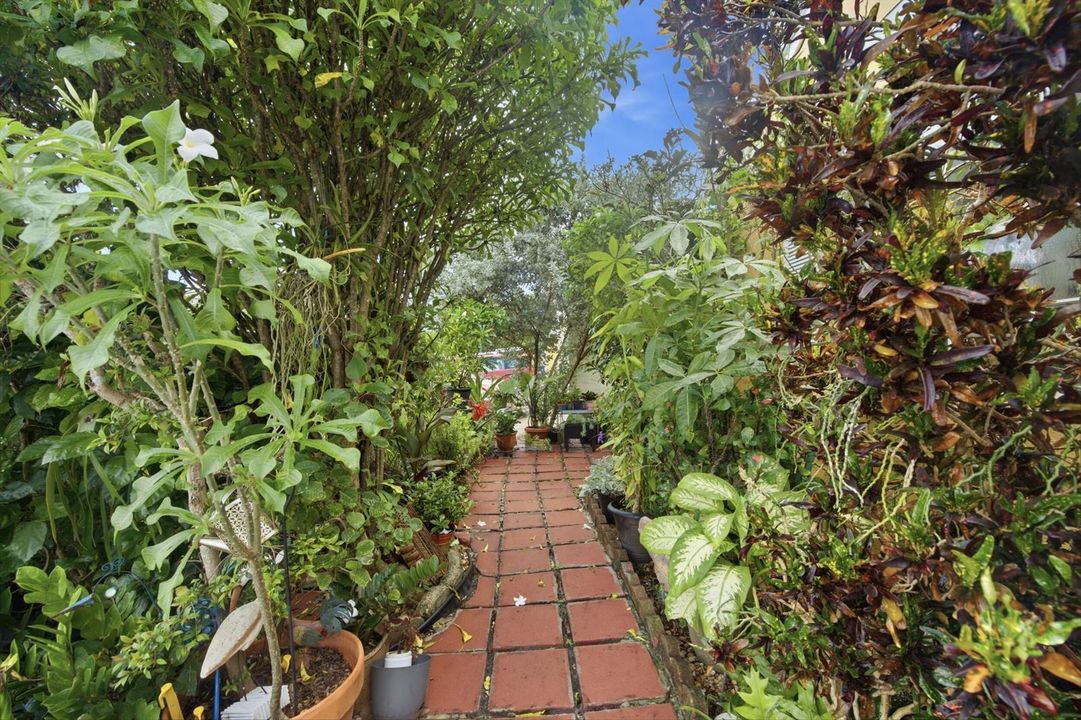 Front Left of House-Outside