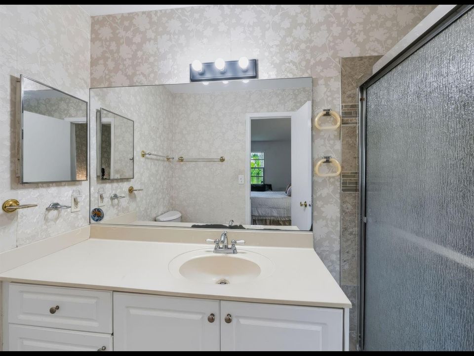 13-web-or-mls-4948-regina-ct-015