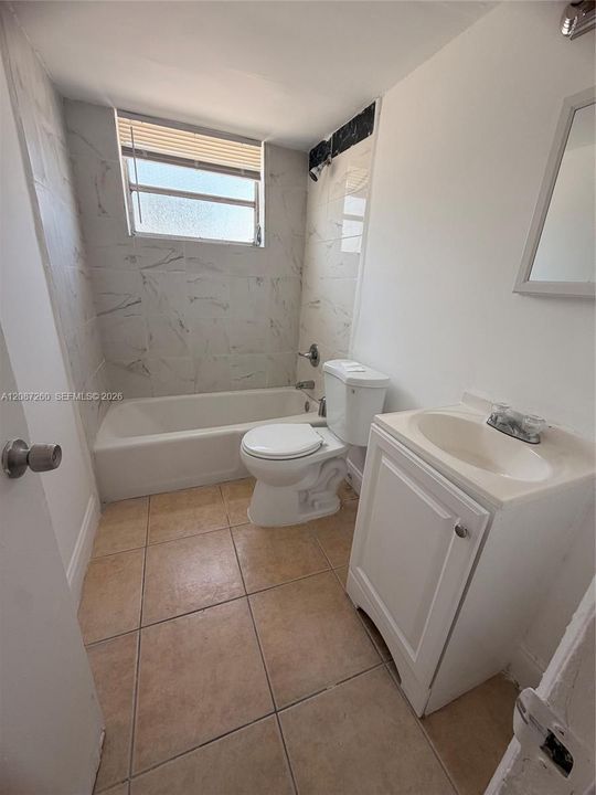 For Rent: $1,600 (1 beds, 1 baths, 650 Square Feet)