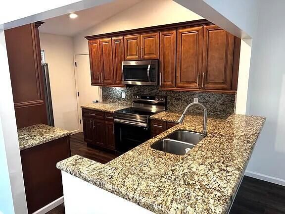 904 NW 50th Ct _ kitchen