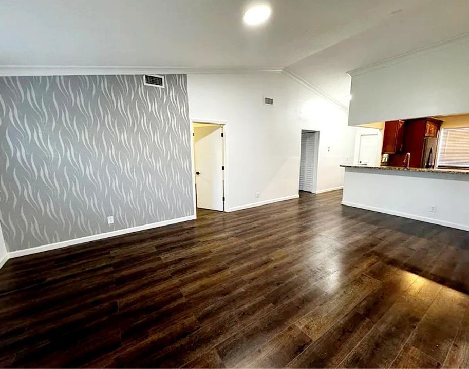 904 nw 50 living 1
