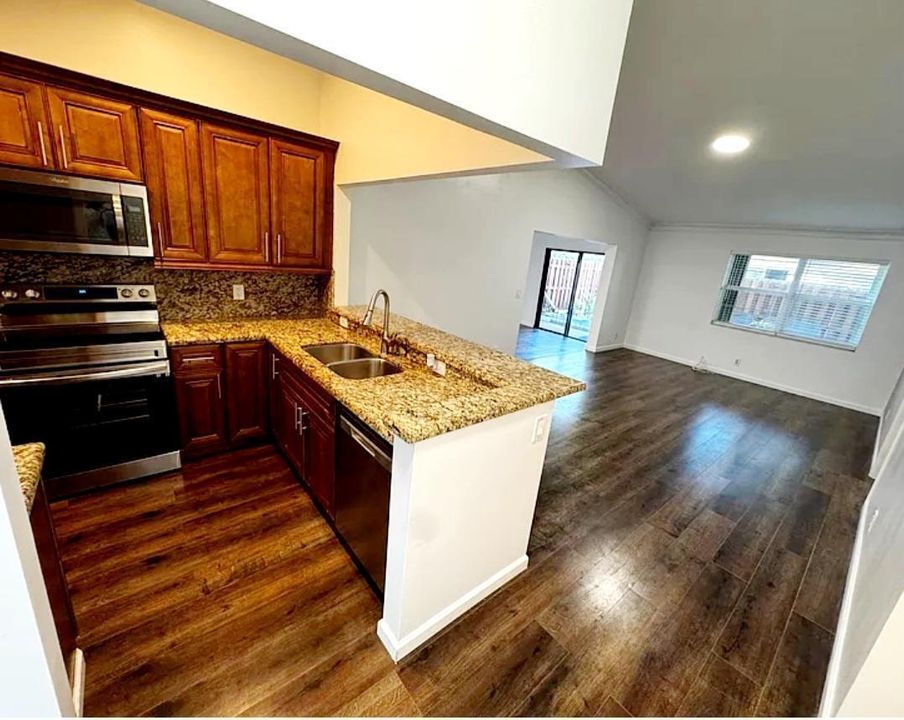 904 nw 50 kitchen 3