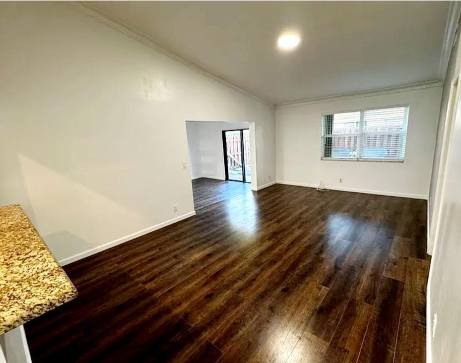 904 nw 50 living 2