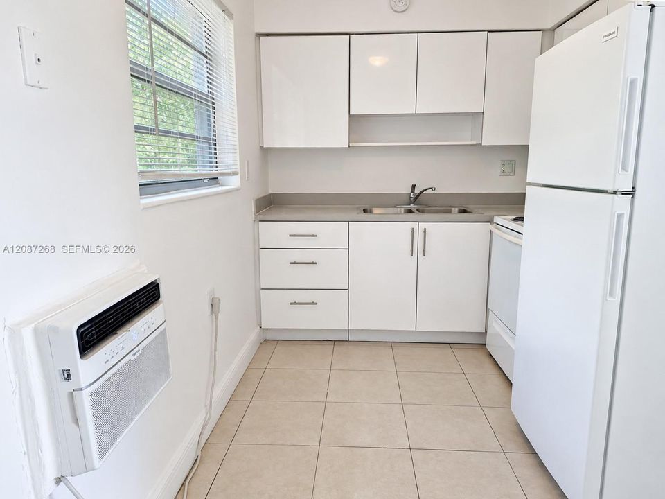 En Renta: $1,650 (1 camas, 1 baños, 650 Pies cuadrados)