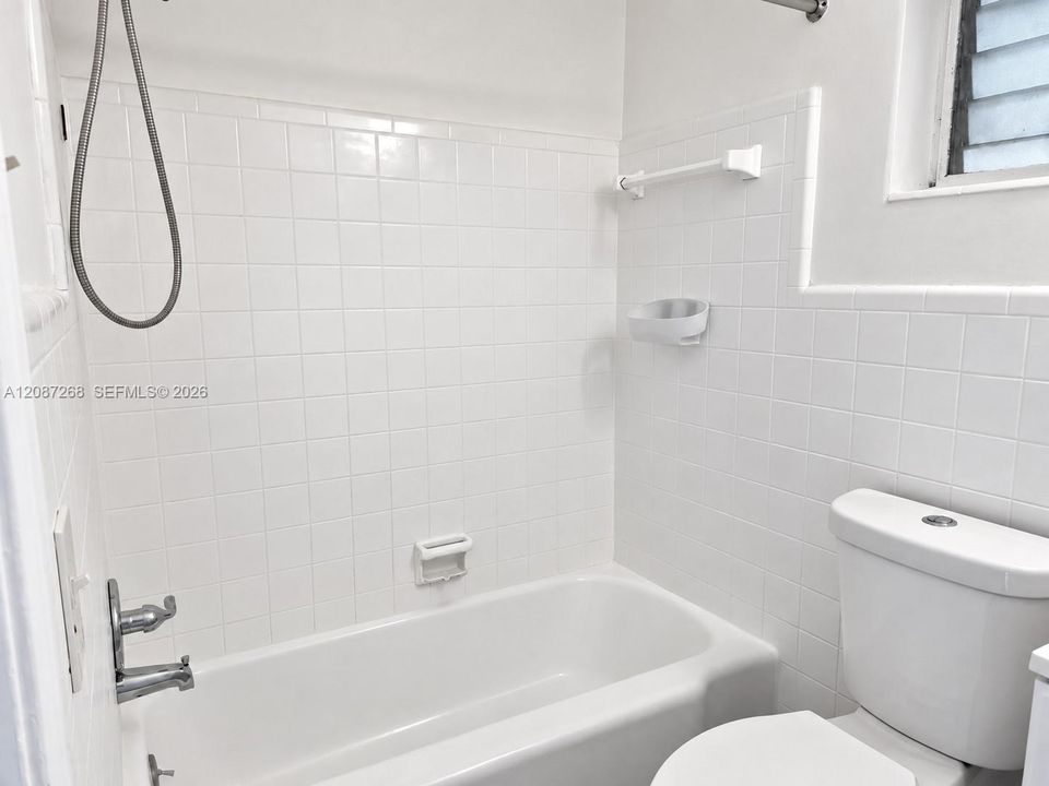 En Renta: $1,650 (1 camas, 1 baños, 650 Pies cuadrados)