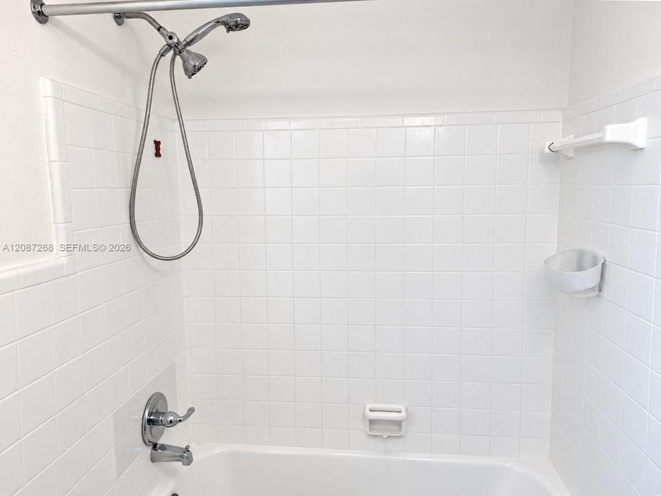 En Renta: $1,650 (1 camas, 1 baños, 650 Pies cuadrados)