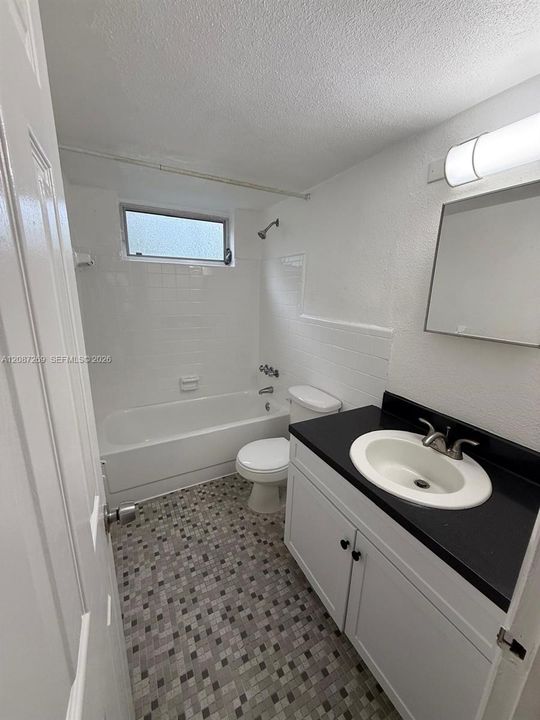 En Renta: $1,600 (1 camas, 1 baños, 650 Pies cuadrados)