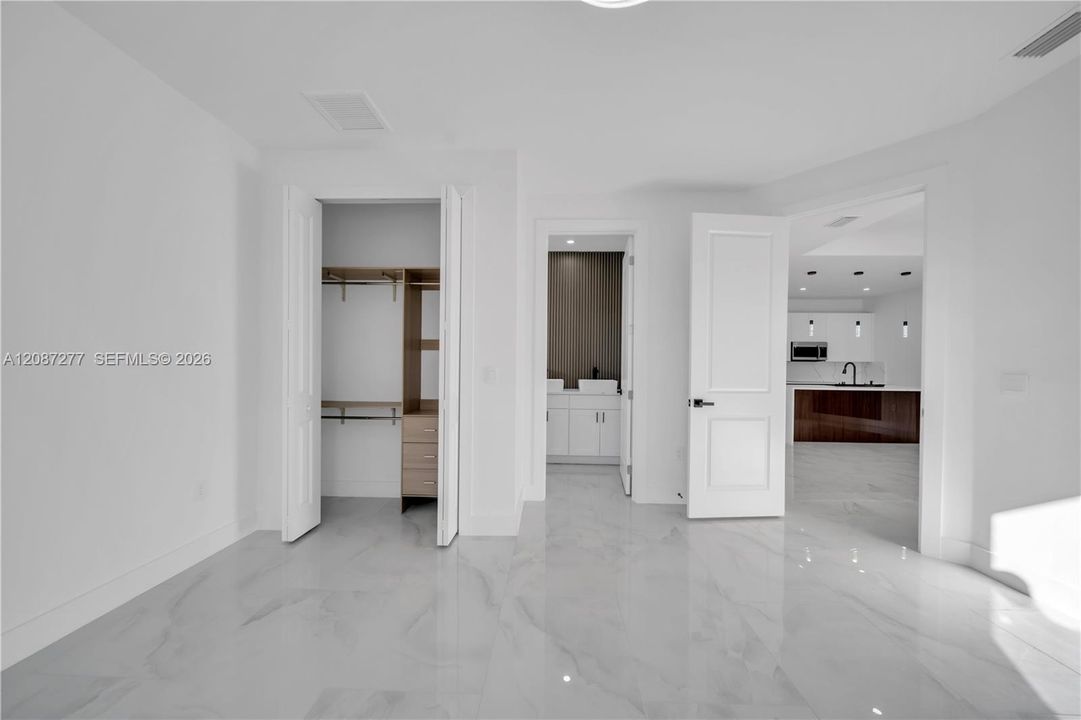 На продажу: $525,000 (0 спален, 0 ванн, 0 Квадратных фут)
