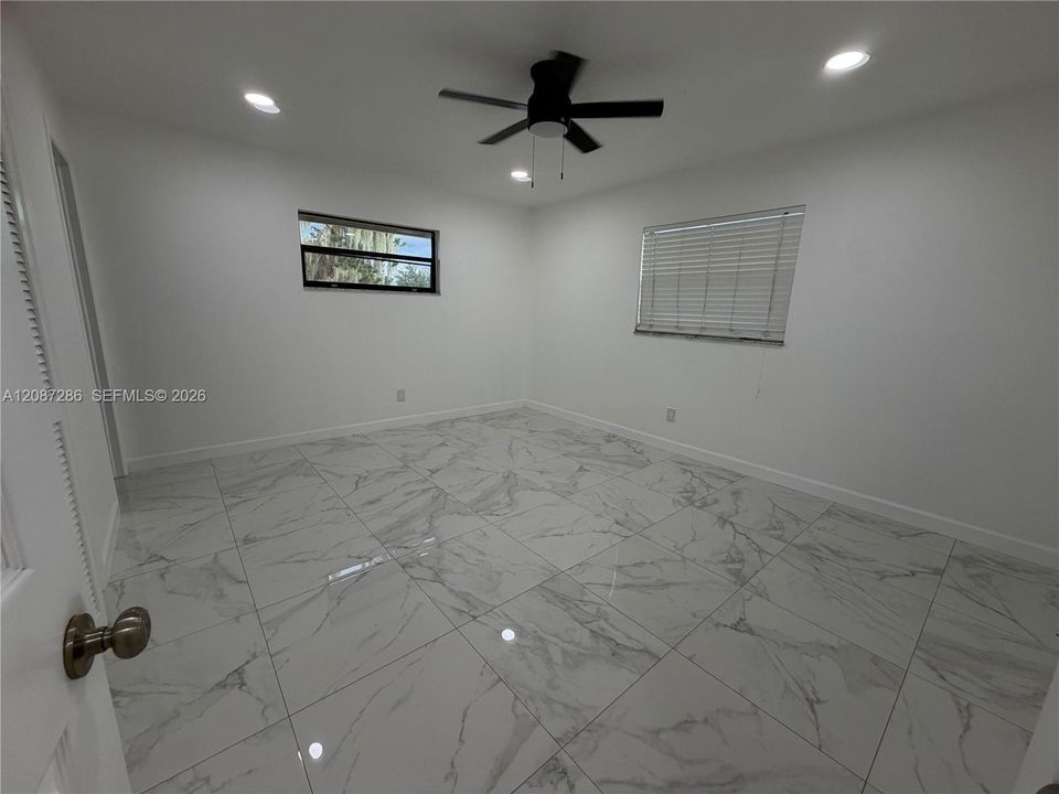 For Sale: $579,000 (4 beds, 3 baths, 2052 Square Feet)