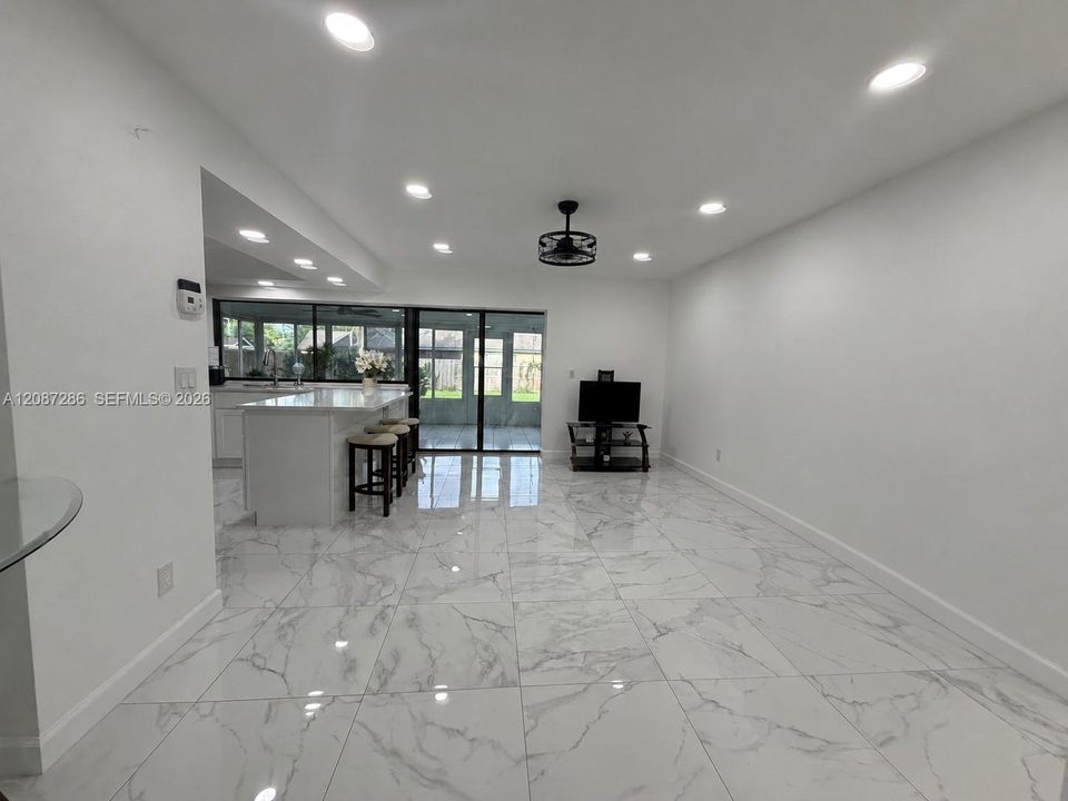 For Sale: $579,000 (4 beds, 3 baths, 2052 Square Feet)