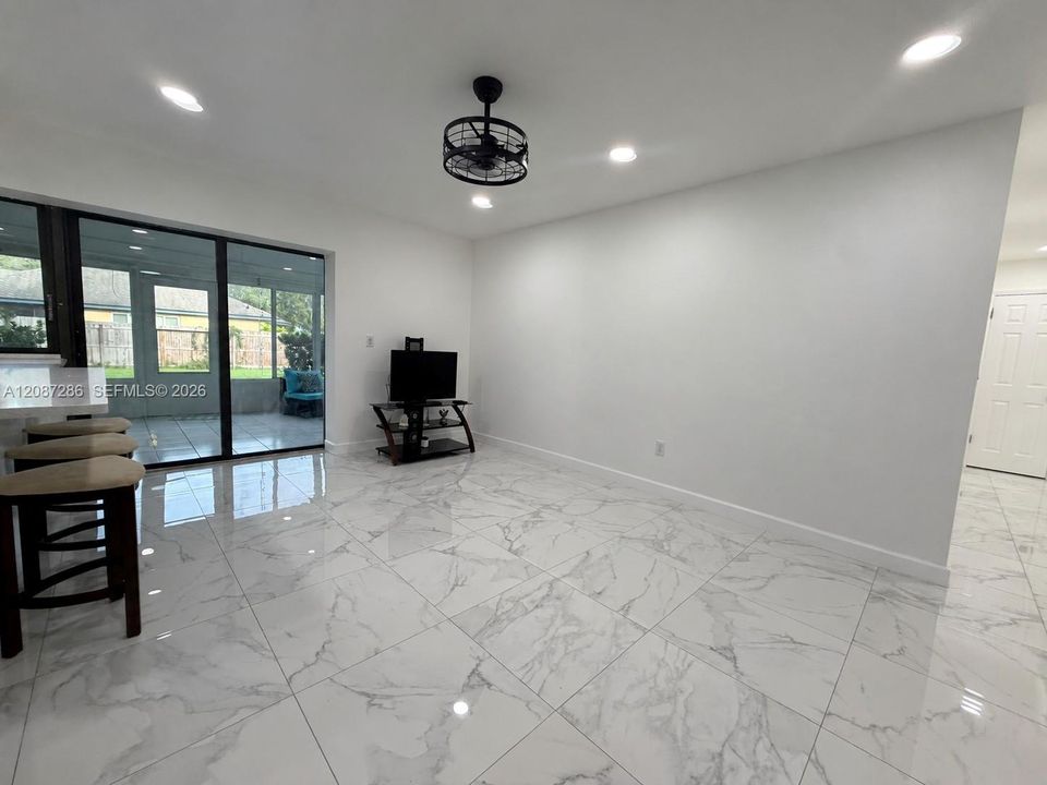 For Sale: $579,000 (4 beds, 3 baths, 2052 Square Feet)