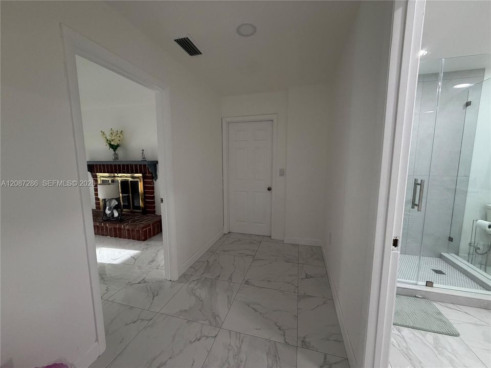 For Sale: $579,000 (4 beds, 3 baths, 2052 Square Feet)