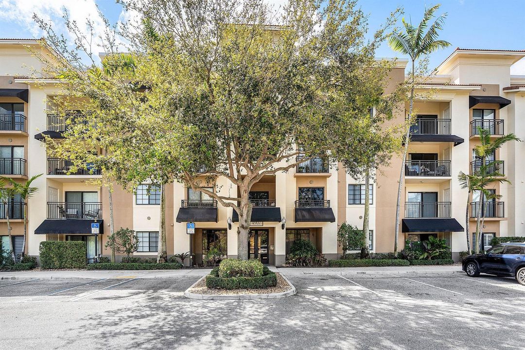001-4907MidtownLane-1416-PalmBeachGarden