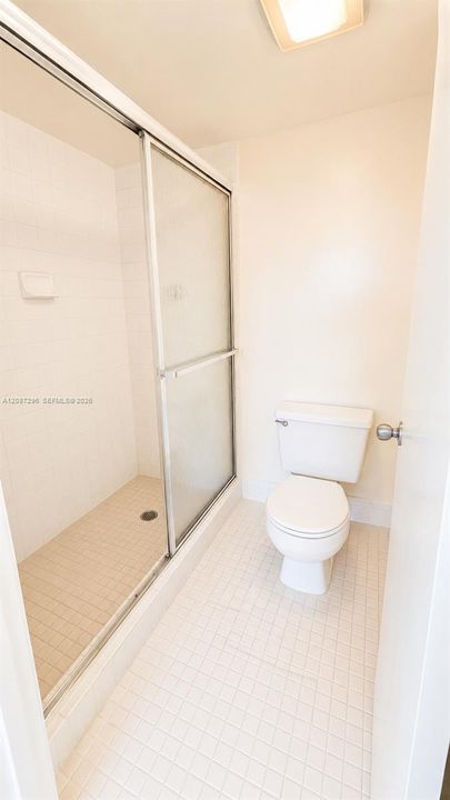 For Sale: $169,999 (2 beds, 2 baths, 1106 Square Feet)