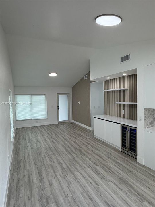 На продажу: $499,999 (3 спален, 2 ванн, 1083 Квадратных фут)