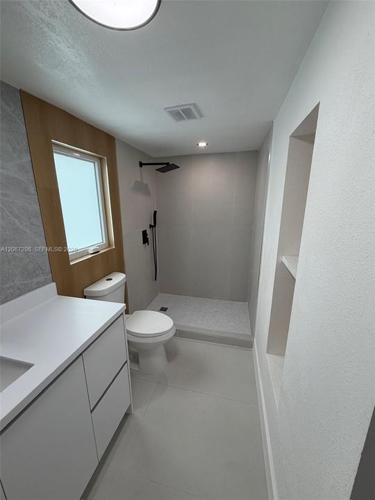 На продажу: $499,999 (3 спален, 2 ванн, 1083 Квадратных фут)