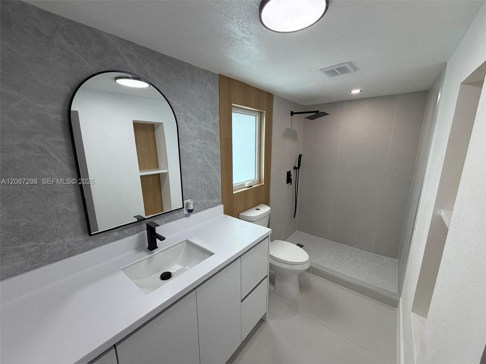 На продажу: $499,999 (3 спален, 2 ванн, 1083 Квадратных фут)