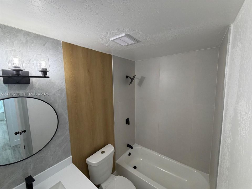 На продажу: $499,999 (3 спален, 2 ванн, 1083 Квадратных фут)