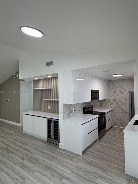 На продажу: $499,999 (3 спален, 2 ванн, 1083 Квадратных фут)