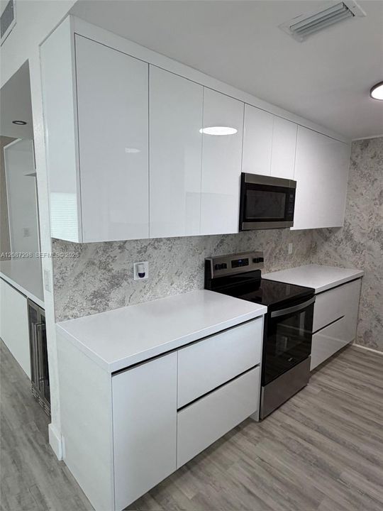 На продажу: $499,999 (3 спален, 2 ванн, 1083 Квадратных фут)