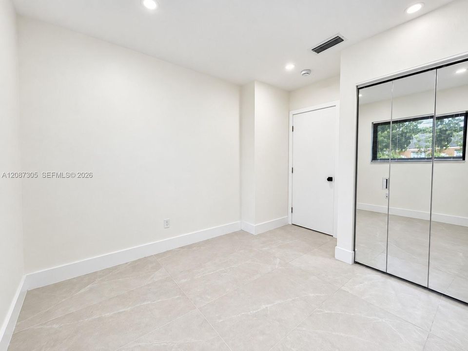 En Renta: $3,300 (3 camas, 2 baños, 832 Pies cuadrados)