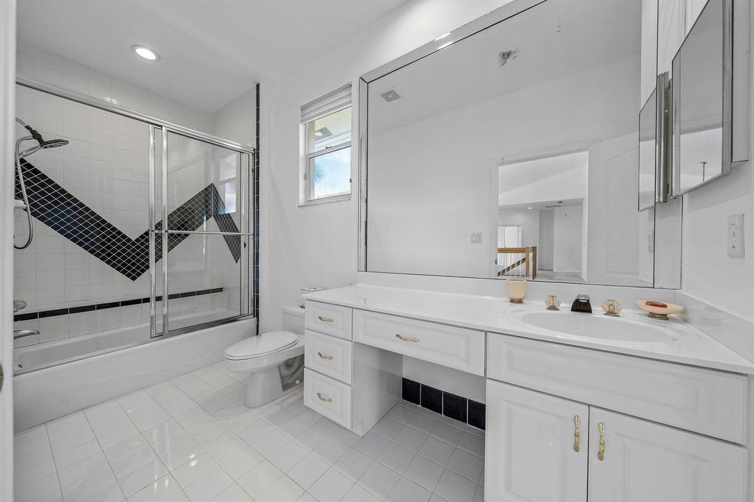 043-807CoventryStreet-BocaRaton-FL-33487