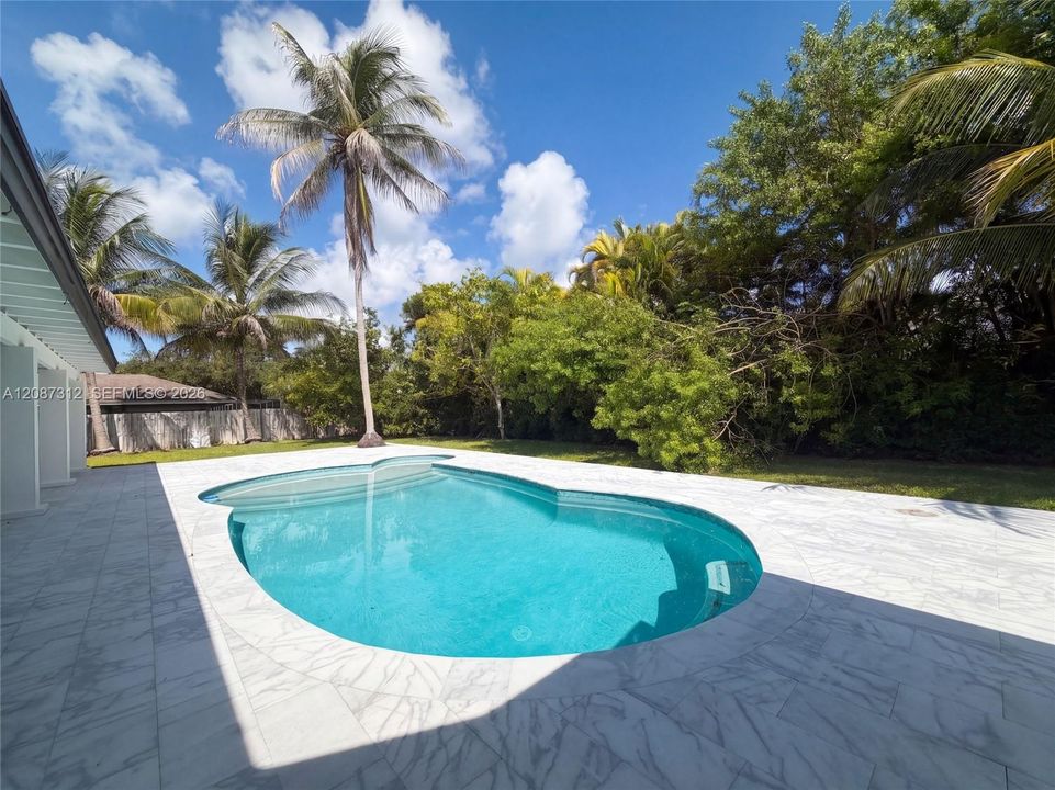 En Venta: $1,290,000 (5 camas, 3 baños, 3057 Pies cuadrados)