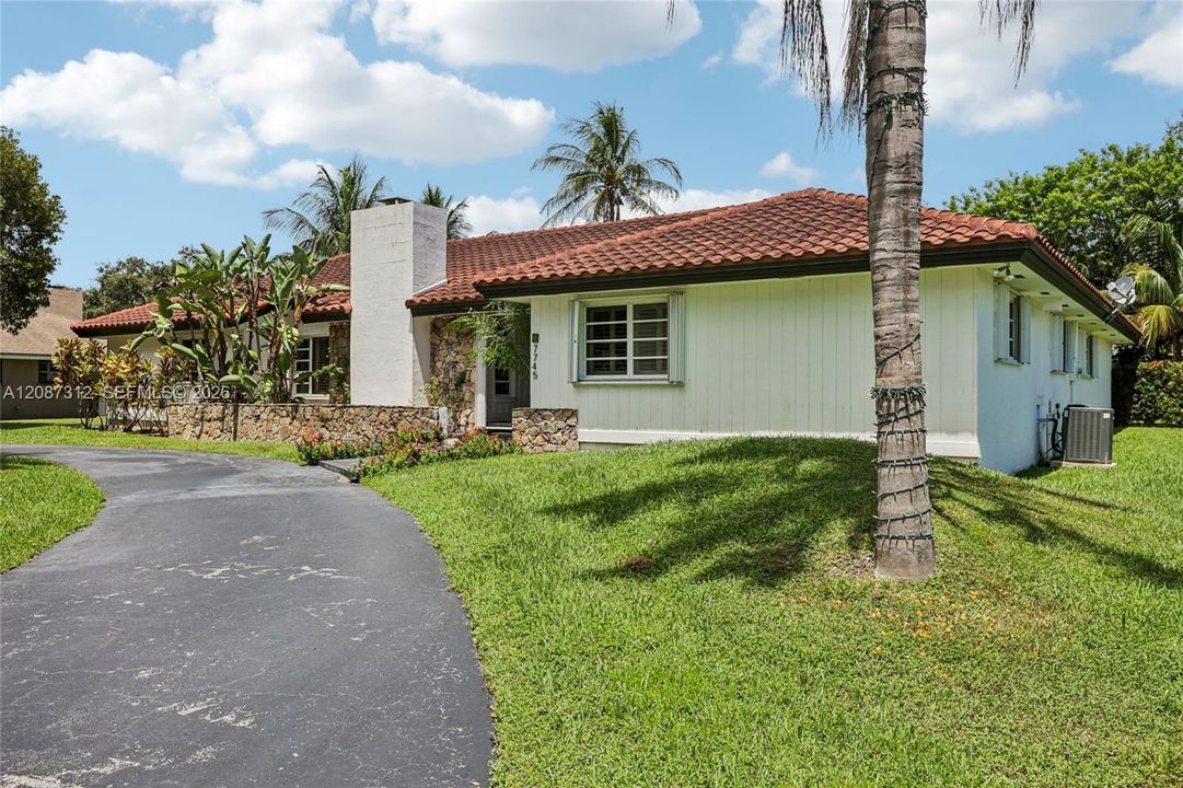 En Venta: $1,290,000 (5 camas, 3 baños, 3057 Pies cuadrados)