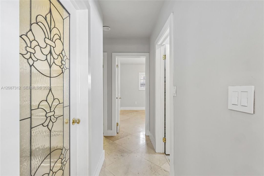 En Venta: $1,290,000 (5 camas, 3 baños, 3057 Pies cuadrados)