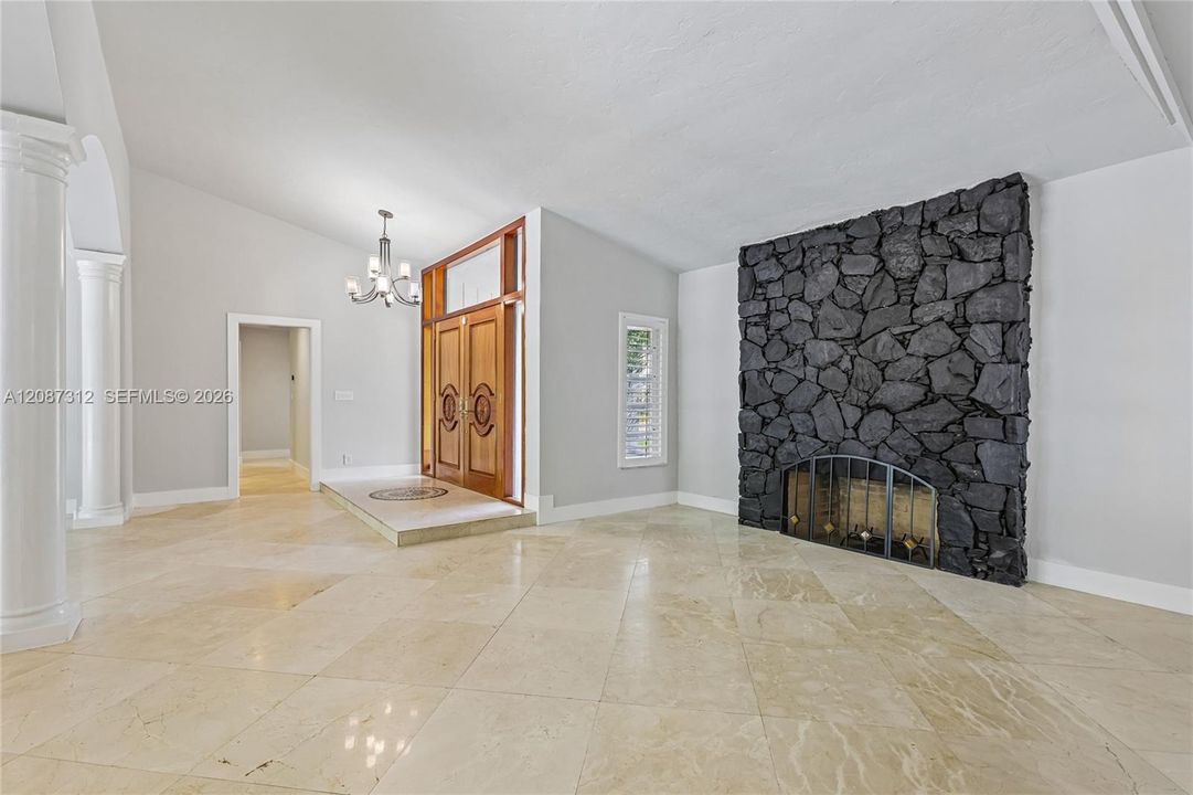 En Venta: $1,290,000 (5 camas, 3 baños, 3057 Pies cuadrados)