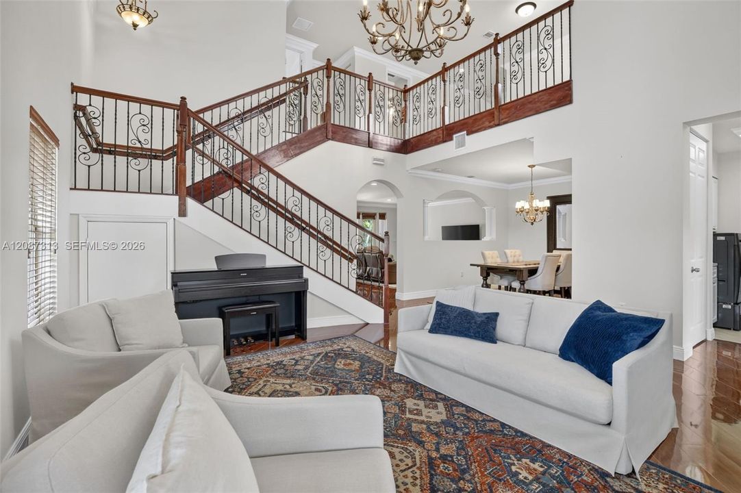 For Sale: $1,275,000 (5 beds, 4 baths, 3866 Square Feet)