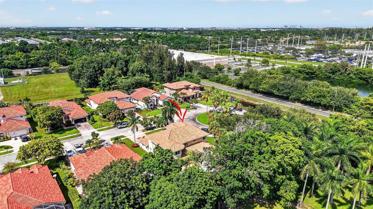 For Sale: $1,275,000 (5 beds, 4 baths, 3866 Square Feet)