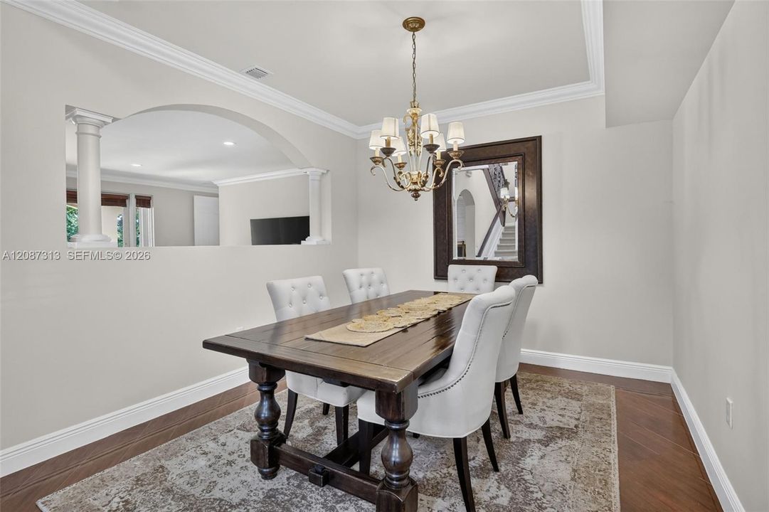 For Sale: $1,275,000 (5 beds, 4 baths, 3866 Square Feet)
