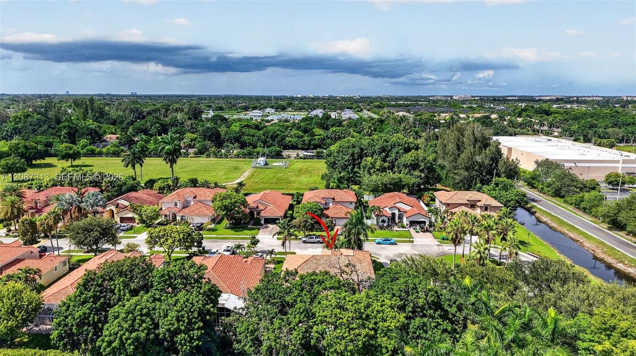 For Sale: $1,275,000 (5 beds, 4 baths, 3866 Square Feet)