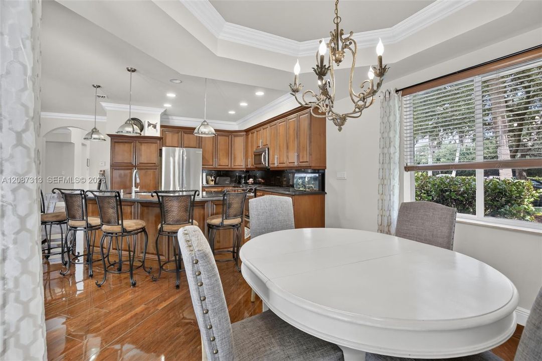 For Sale: $1,275,000 (5 beds, 4 baths, 3866 Square Feet)