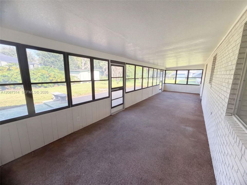 En Venta: $356,000 (3 camas, 2 baños, 2317 Pies cuadrados)