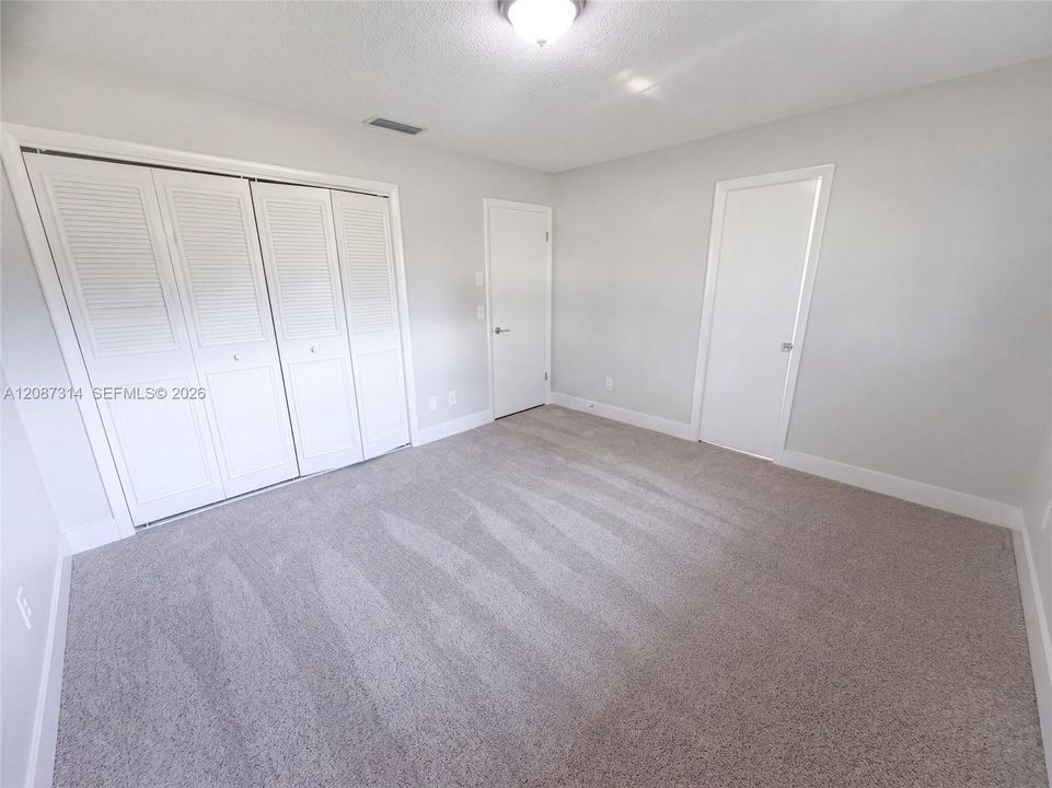 En Venta: $356,000 (3 camas, 2 baños, 2317 Pies cuadrados)