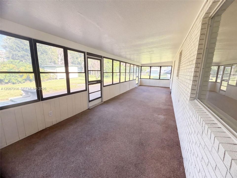 En Venta: $356,000 (3 camas, 2 baños, 2317 Pies cuadrados)