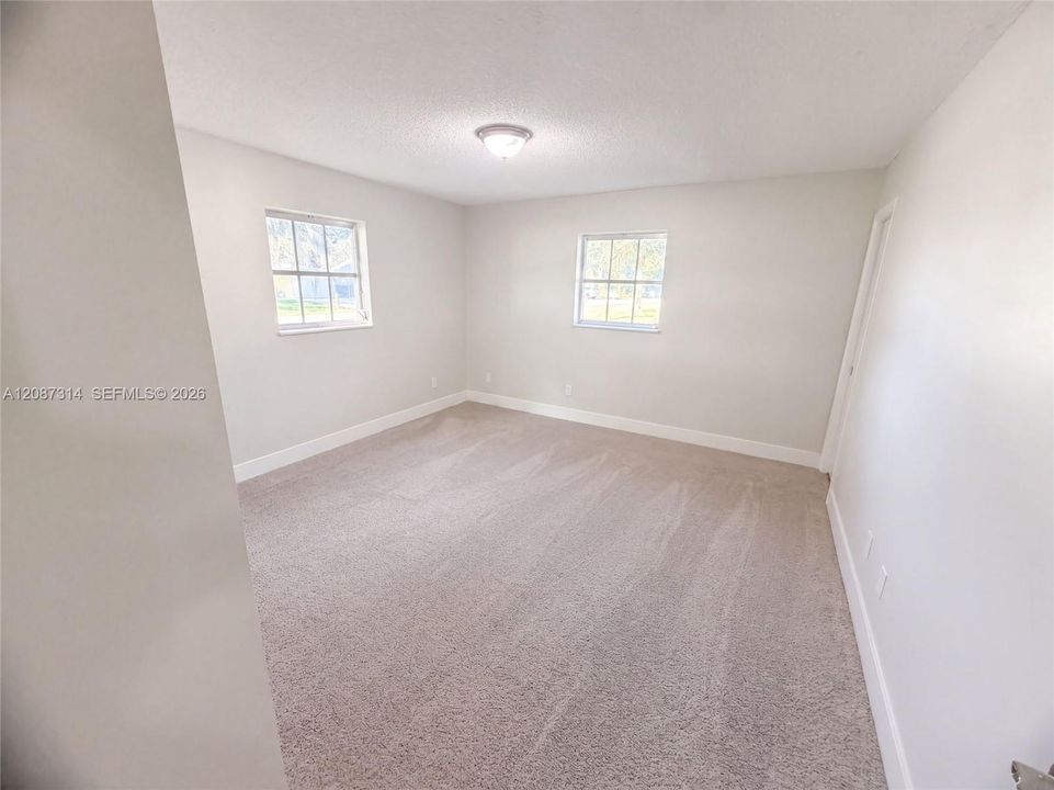 En Venta: $356,000 (3 camas, 2 baños, 2317 Pies cuadrados)