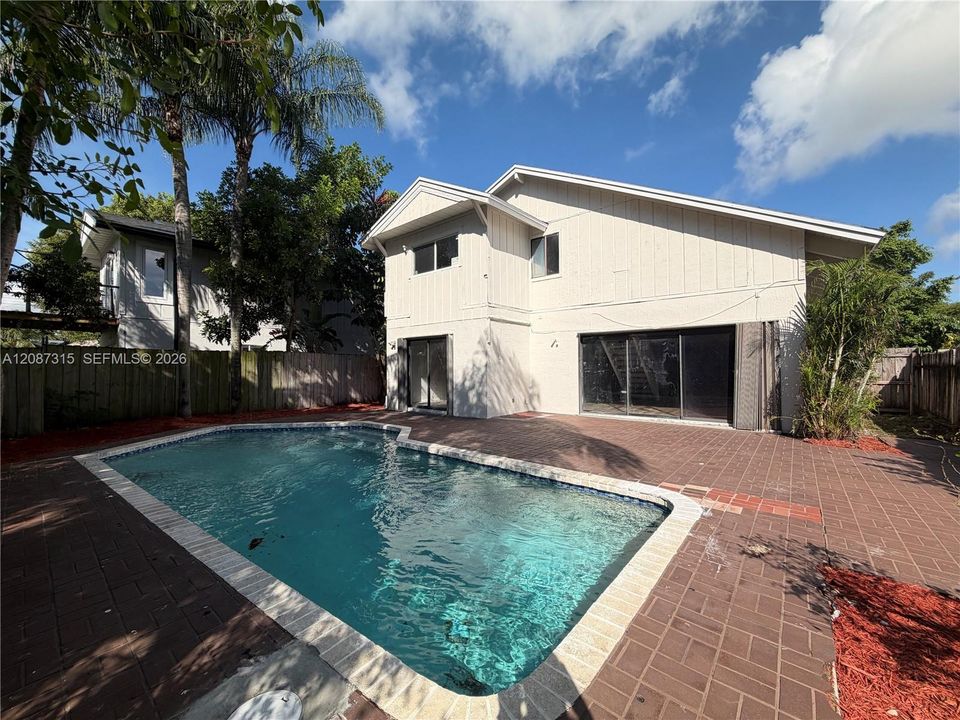 For Sale: $625,000 (3 beds, 2 baths, 1630 Square Feet)