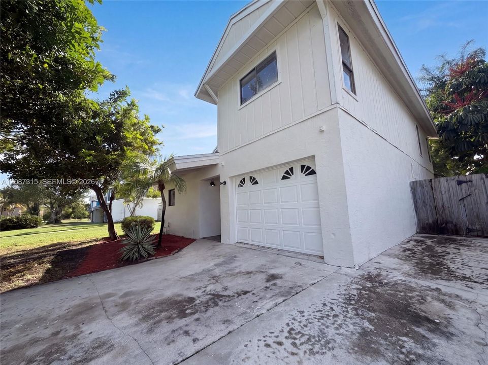 For Sale: $625,000 (3 beds, 2 baths, 1630 Square Feet)