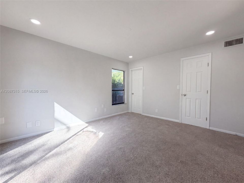 For Sale: $625,000 (3 beds, 2 baths, 1630 Square Feet)