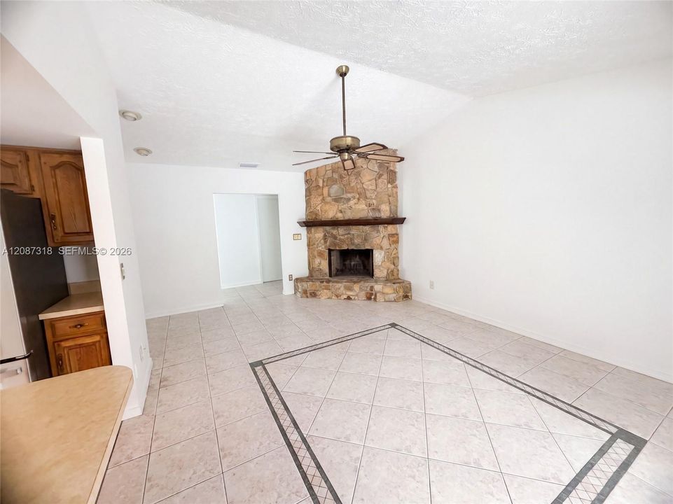 For Sale: $550,000 (4 beds, 2 baths, 2189 Square Feet)