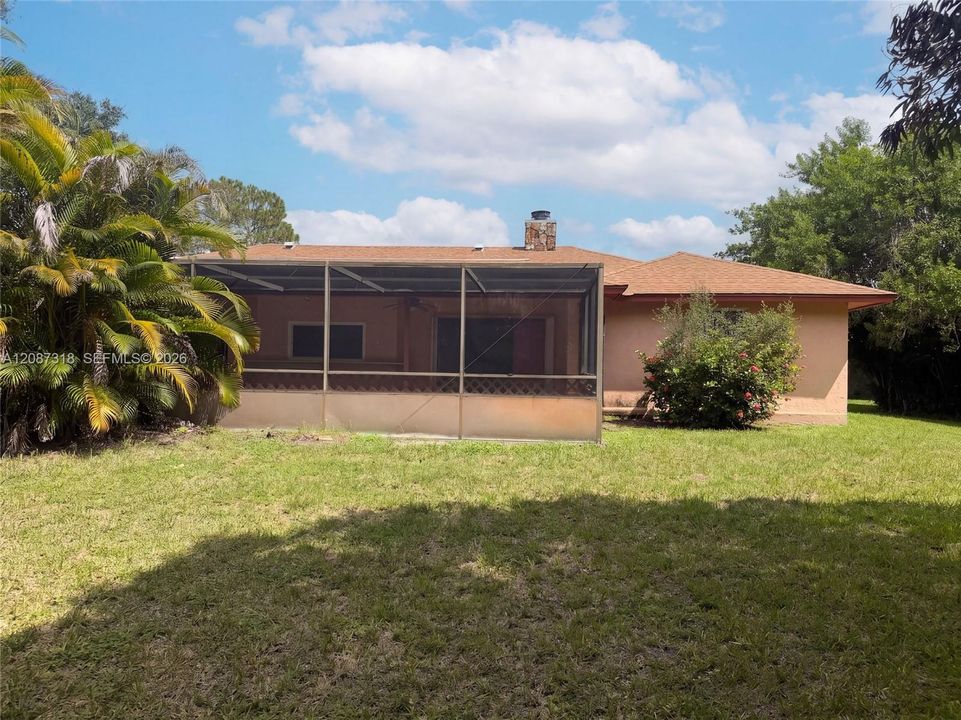 For Sale: $550,000 (4 beds, 2 baths, 2189 Square Feet)