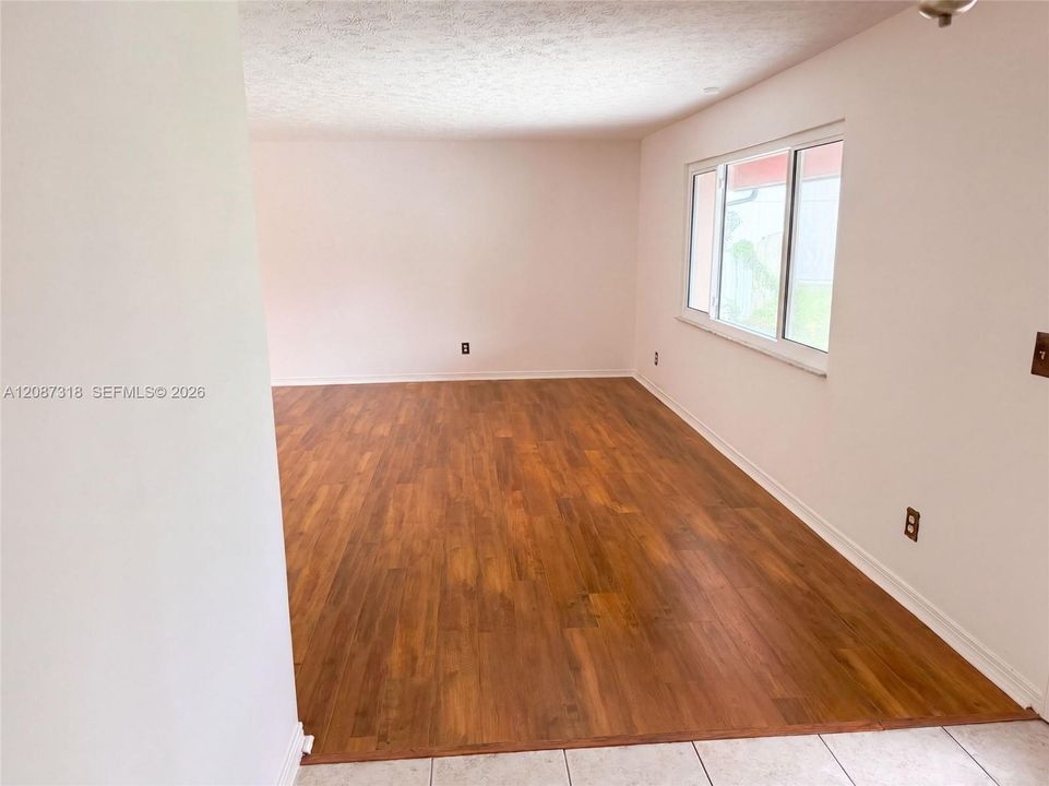 For Sale: $550,000 (4 beds, 2 baths, 2189 Square Feet)