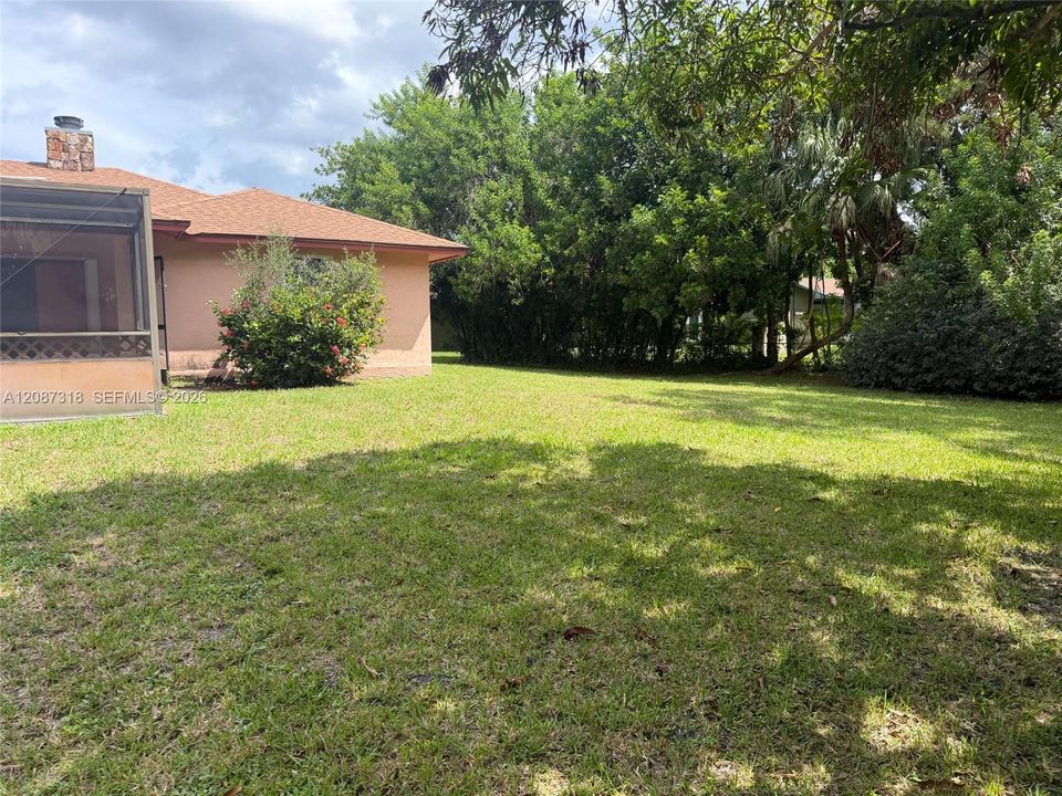 For Sale: $550,000 (4 beds, 2 baths, 2189 Square Feet)