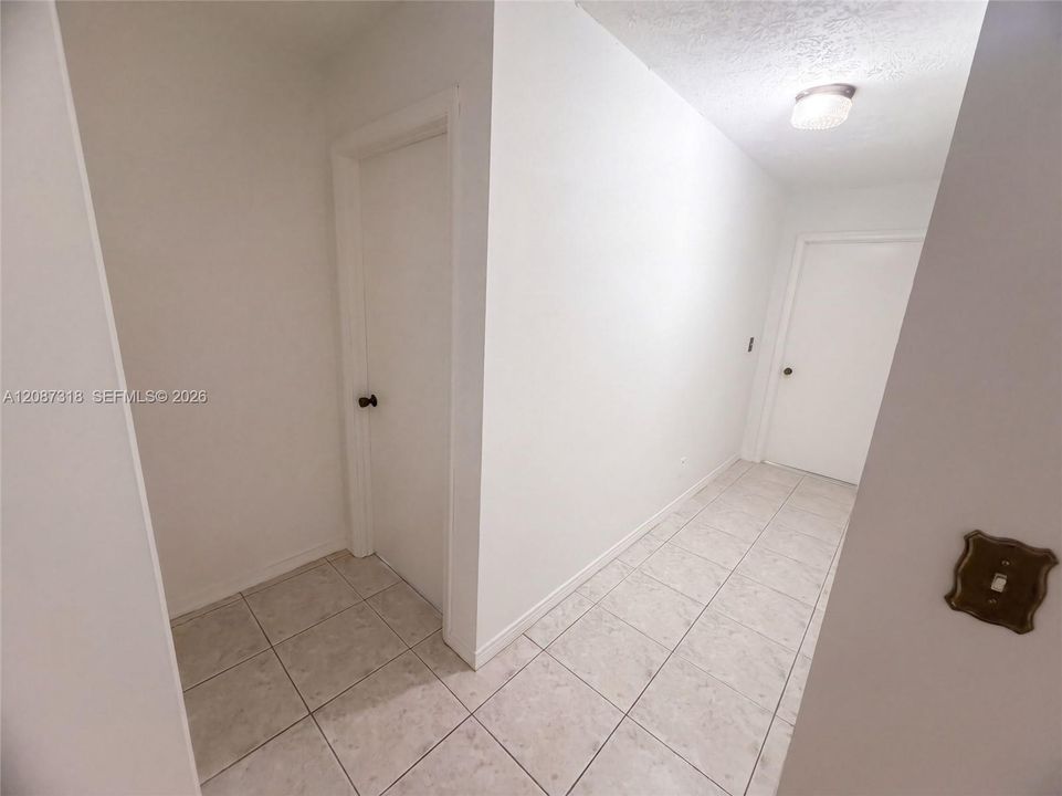 For Sale: $550,000 (4 beds, 2 baths, 2189 Square Feet)