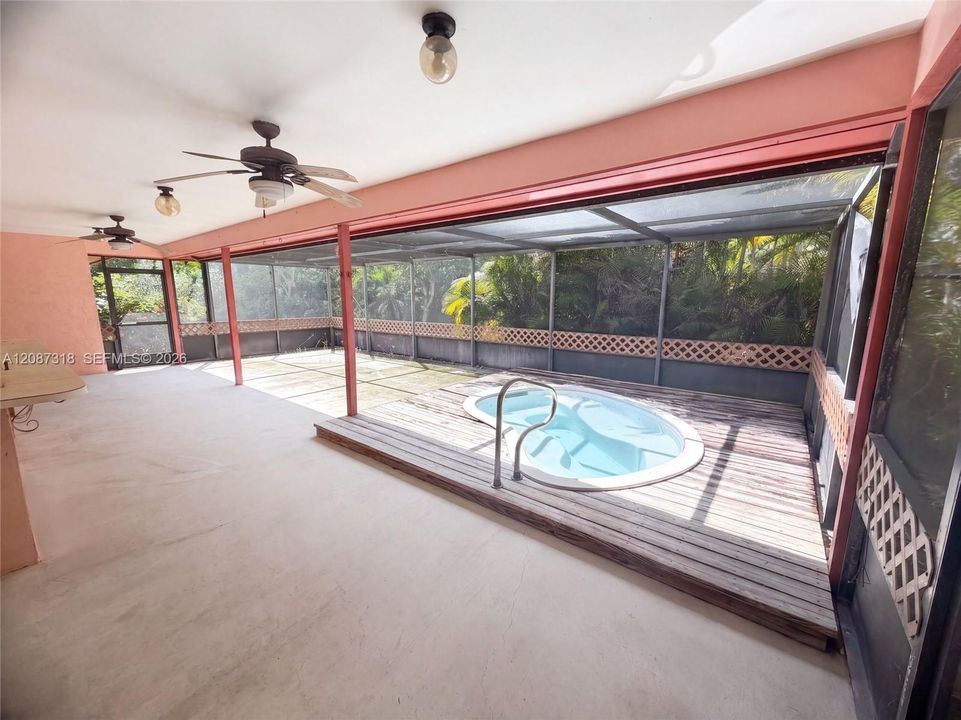 For Sale: $550,000 (4 beds, 2 baths, 2189 Square Feet)