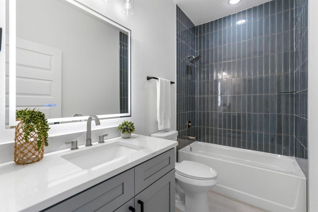 8115-104th-Ave-HigMedia-036